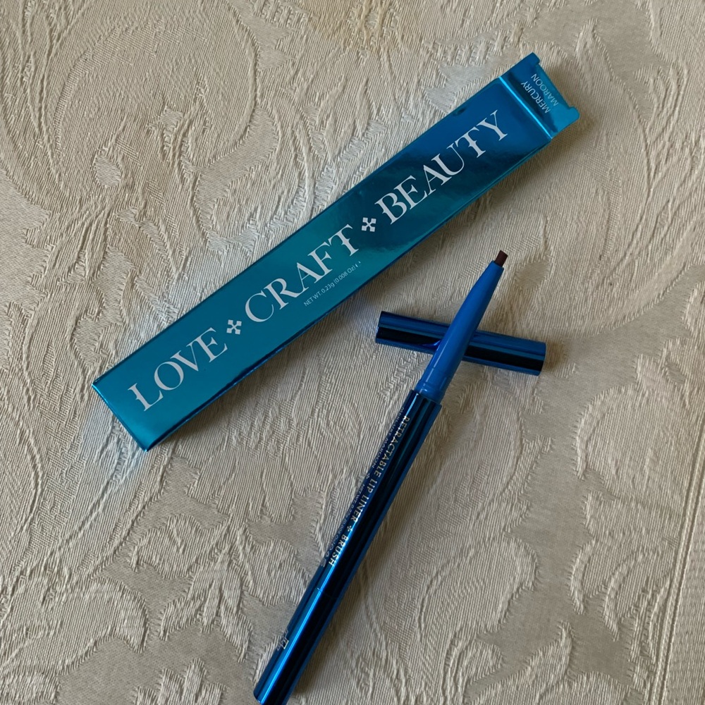 Love Craft Beauty Matte Retractable Lip Liner Pencil in Mercury Maroon BNIB